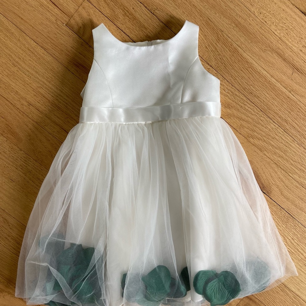 David’s Bridal Flower Girls Dresses